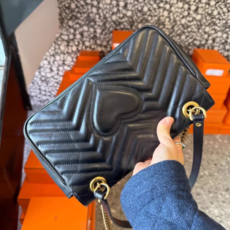 gucci 中號marmont 黑金26-1