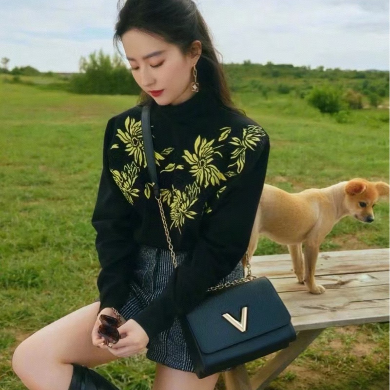 LV黑色水波紋銀扣Twist中號扭扭包單肩斜挎包-2