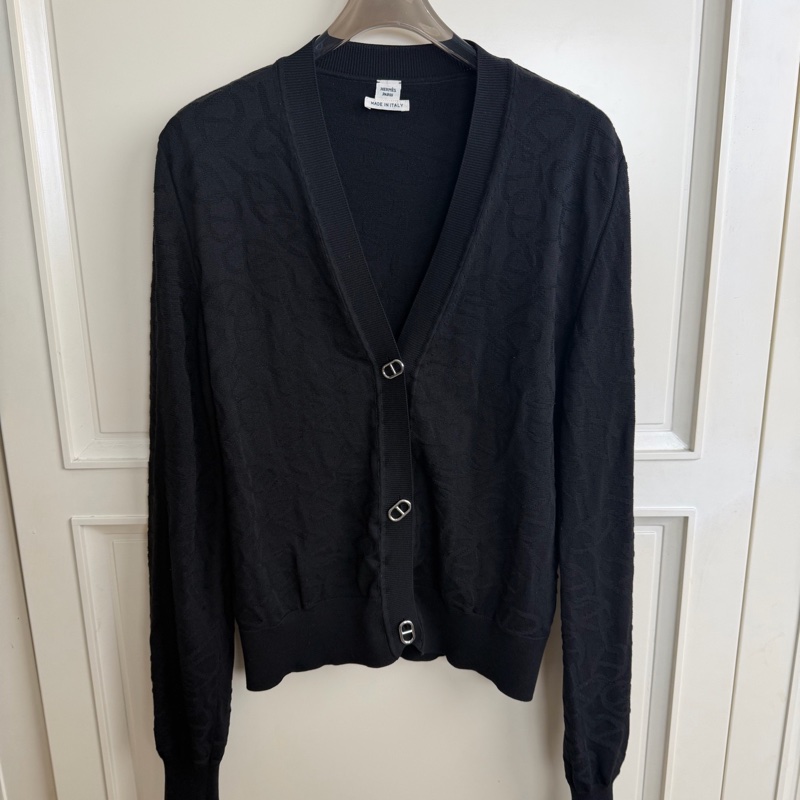 99新Hermes 愛馬仕 豬鼻扣 暗紋 桑蠶絲開衫36碼。-3