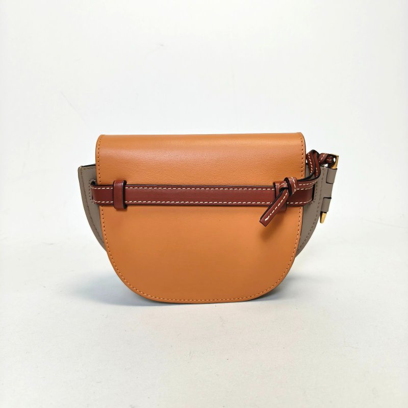 LOEWE Gate馬鞍斜跨包MINI拼色牛皮肩背包-2