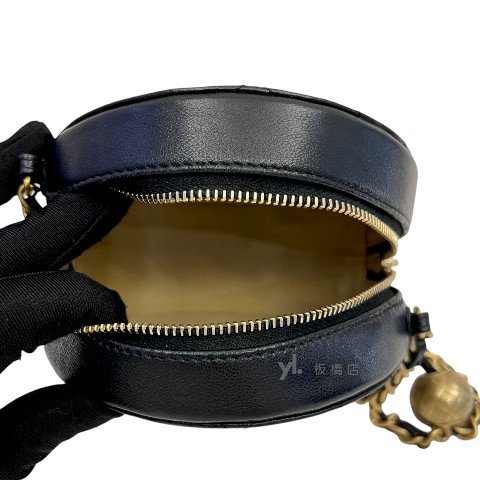 Chanel 黑荔枝皮金釦Mini郵差包AP2914-6