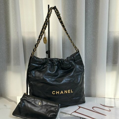 CHANEL 22 Bag - 小號黑金