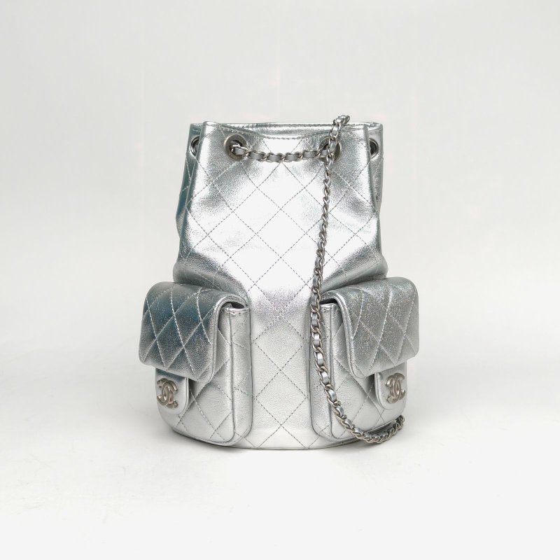 CHANEL 25C新款青蛙包銀色羊皮晶片開銀扣菱格紋肩背包-0