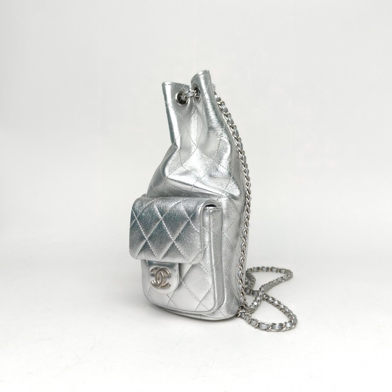 CHANEL 25C新款青蛙包銀色羊皮晶片開銀扣菱格紋肩背包-1
