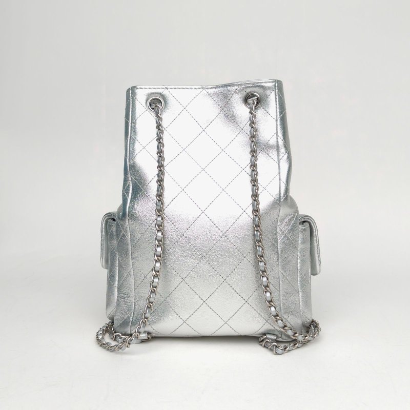 CHANEL 25C新款青蛙包銀色羊皮晶片開銀扣菱格紋肩背包-2