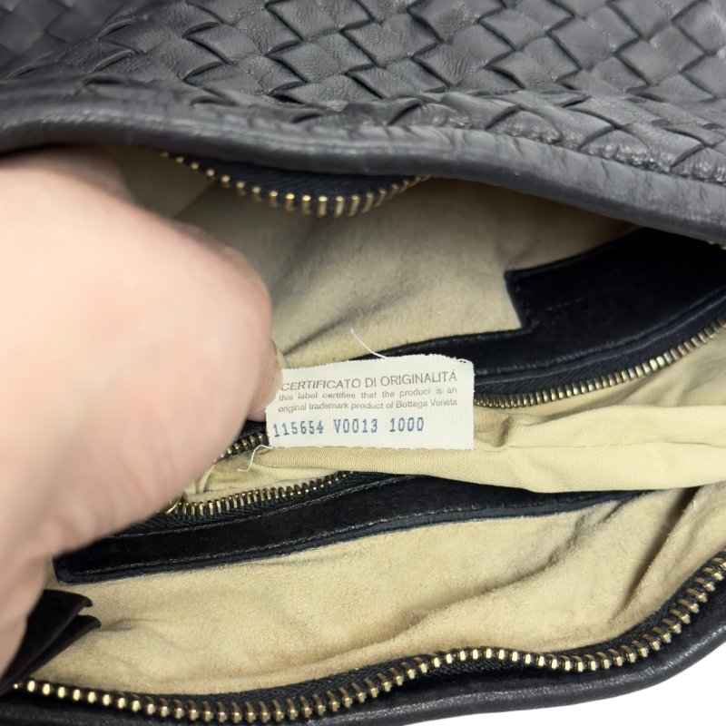 BOTTEGA VENETA Veneta 和尚包 肩背包-17