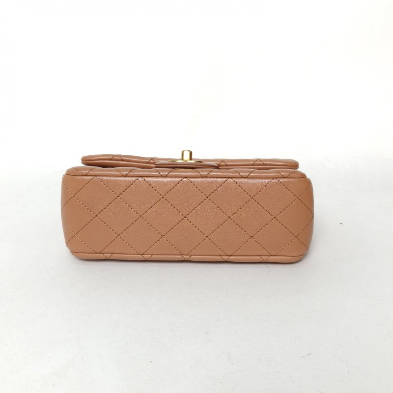 CHANEL CF口蓋包新款硬底大Mini20焦糖色羊皮晶片開金扣金球調節扣肩帶24K肩背包-4