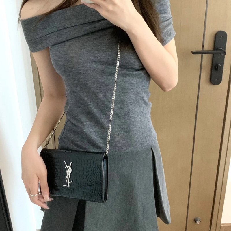 YSL 鱷魚壓紋信封鍊包 - 黑銀-12