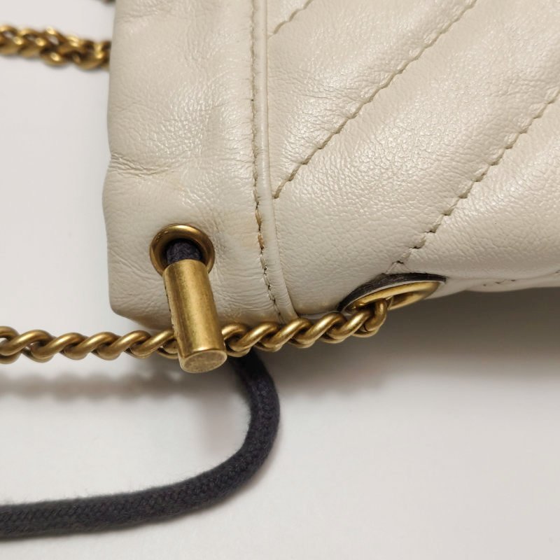 Gucci GG Marmont迷你牛皮V紋絎縫雙G標誌水桶包斜挎包單肩包-11