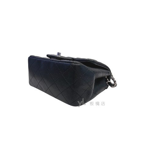 CHANEL 黑色羊皮菱格紋銀釦方胖子 A35200-9
