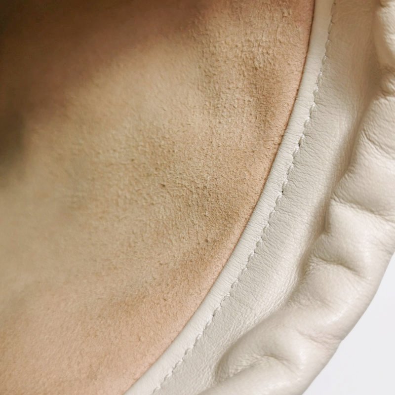 Gucci GG Marmont迷你牛皮V紋絎縫雙G標誌水桶包斜挎包單肩包-8