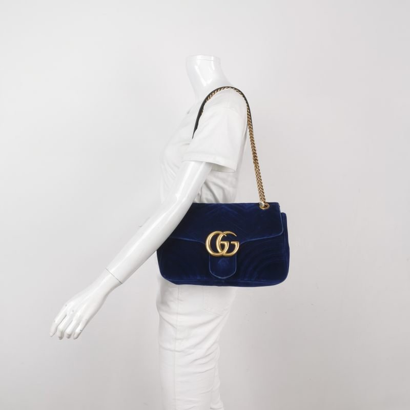 Gucci GG Marmont中號牛皮絨布V紋絎縫雙G標誌口蓋包單肩包-1