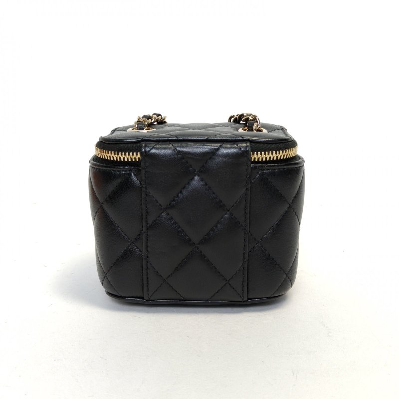 CHANEL 21P方盒子化妝包無鏡子11黑色羊皮31開金扣山茶花蝴蝶結皮穿鏈肩背包-2