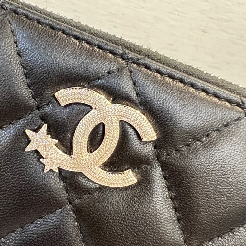 Chanel黑羊皮銀釦星星水鑽雙C logo ㄇ拉零錢卡包-7
