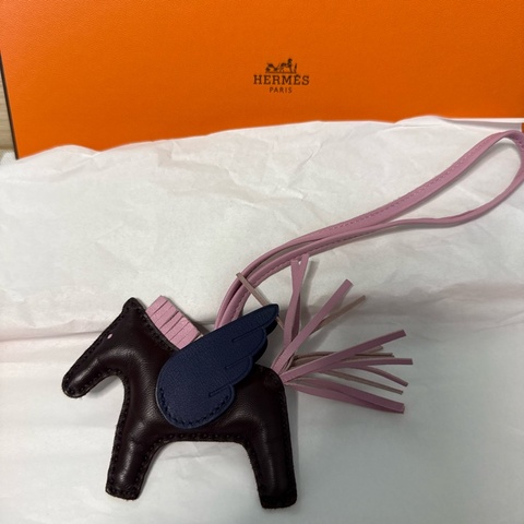 愛馬士小飛馬