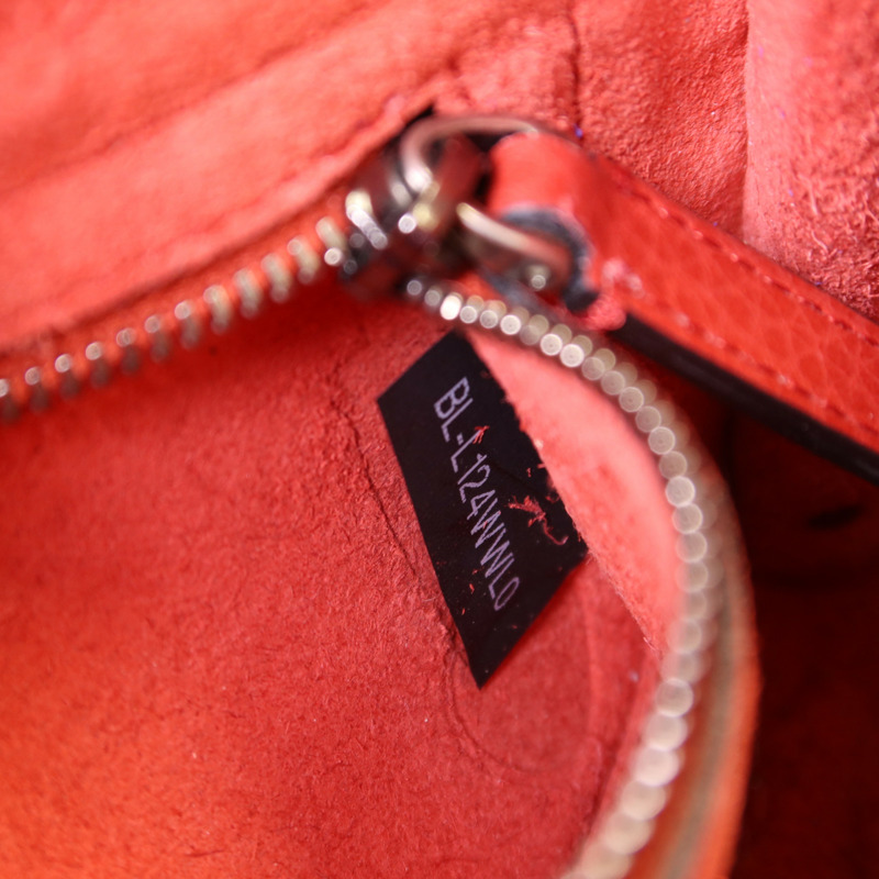 Valentino 牛皮皮革Shoulder Bag銀扣肩背袋-7