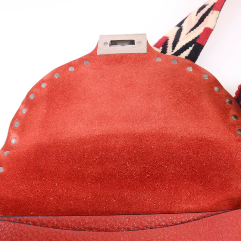 Valentino 牛皮皮革Shoulder Bag銀扣肩背袋-15