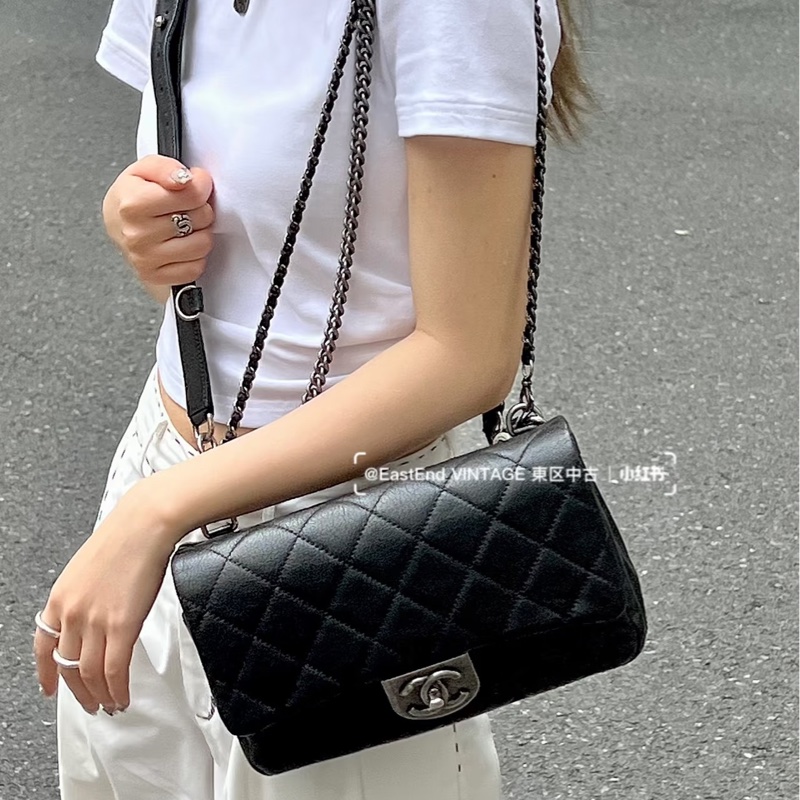 絕版款🈶購證❤️ 香奈兒 #黑銀 #cf25 雙鏈條 流浪 #鎖頭包-2
