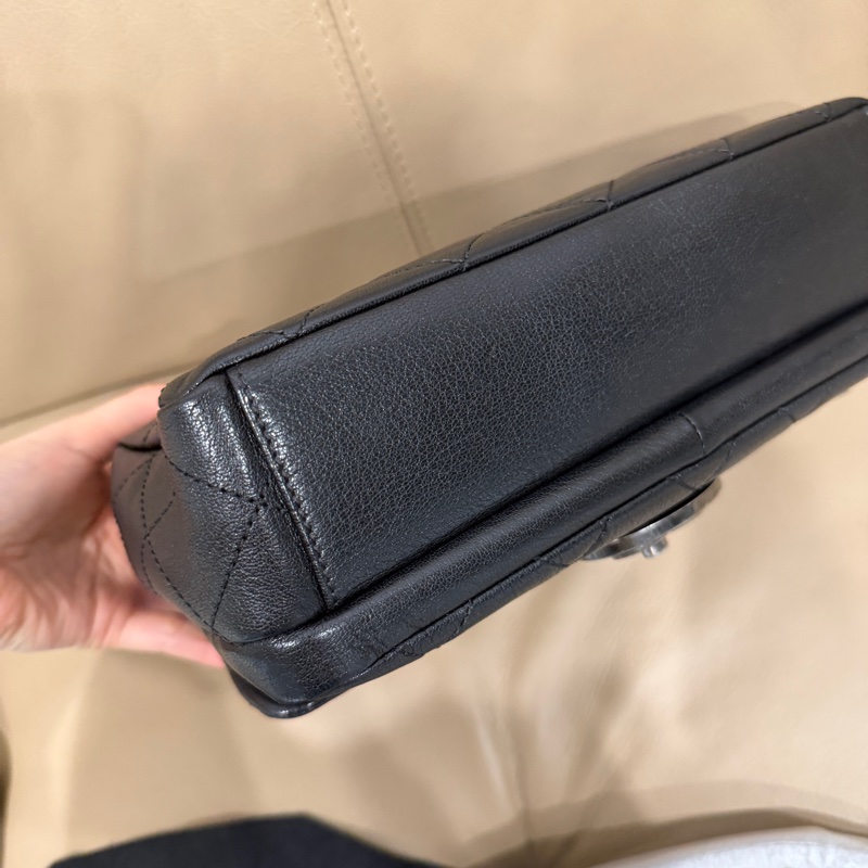 絕版款🈶購證❤️ 香奈兒 #黑銀 #cf25 雙鏈條 流浪 #鎖頭包-15