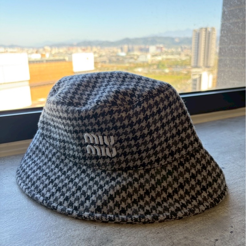 Miu Miu千鳥格漁夫帽M-2
