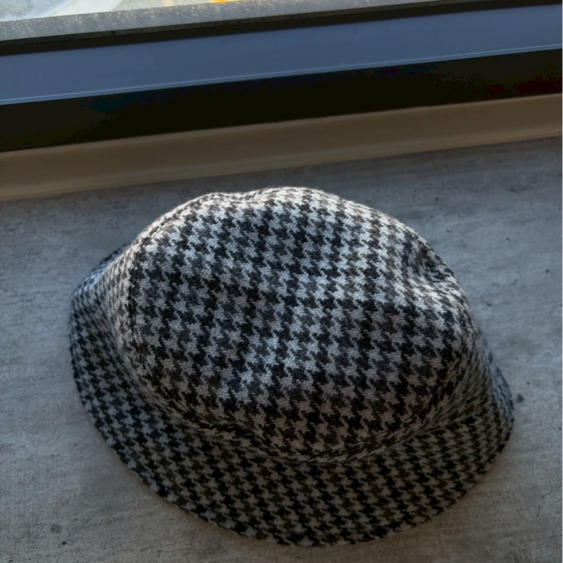 Miu Miu千鳥格漁夫帽M-3