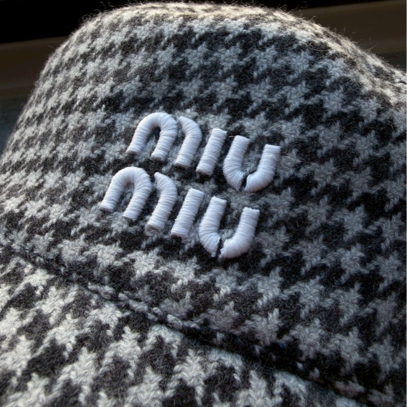 Miu Miu千鳥格漁夫帽M-6