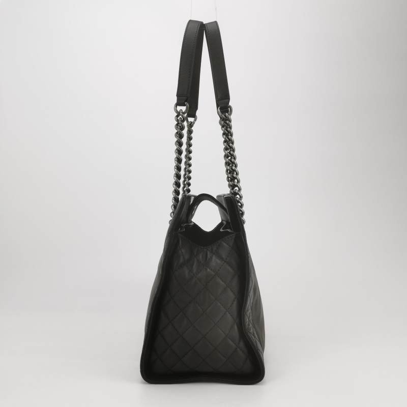 Chanel Boy Bag牛皮純色菱格絎縫方形雙C鎖扣單肩包-2