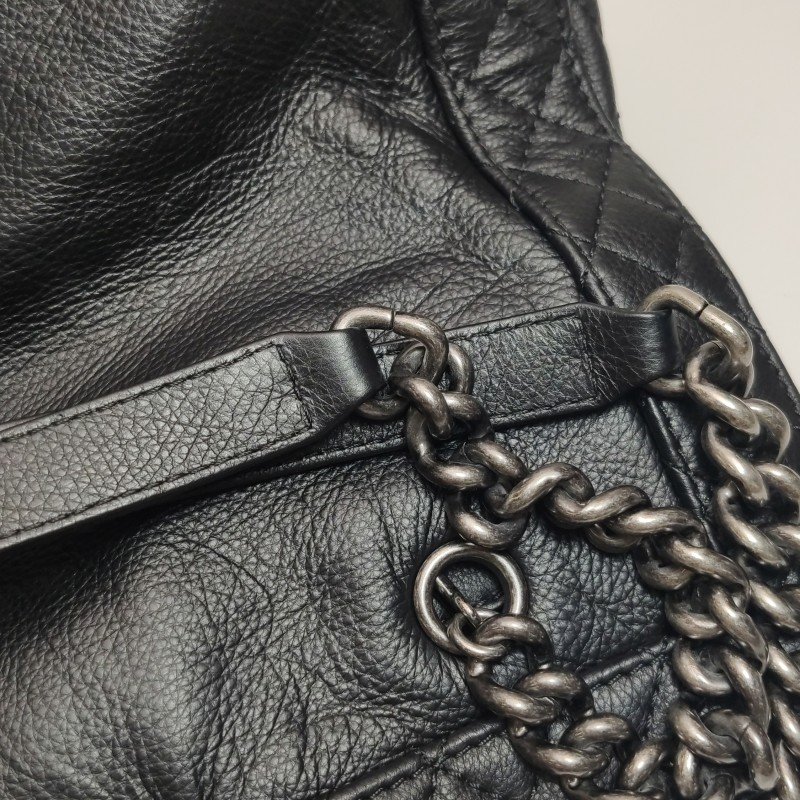 Chanel Boy Bag牛皮純色菱格絎縫方形雙C鎖扣單肩包-12