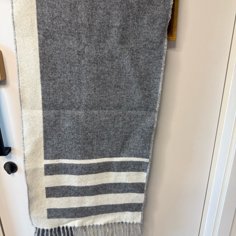 愛馬仕羊絨頸巾-3