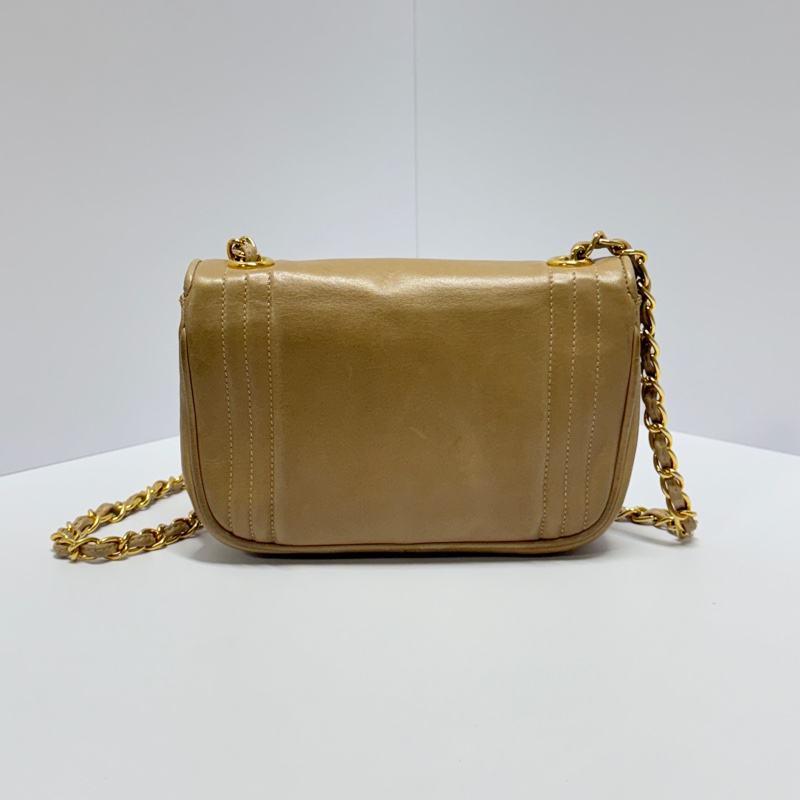 （甜甜價🥰） Chanel 香奈兒 經典羊皮 斜背包 專櫃17.3萬！-3