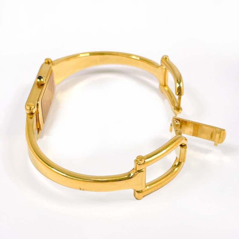 GUCCI 1500L 女士腕錶，不鏽鋼/不鏽鋼錶殼，金色錶帶，石英機芯，黑色錶盤-3