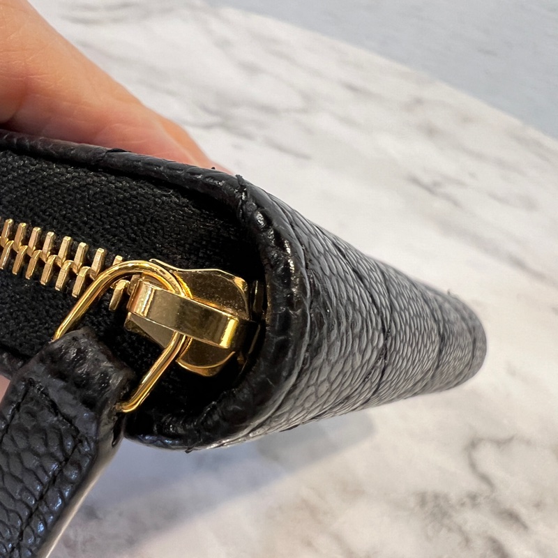 Chanel 黑荔枝皮金釦ㄇ拉零錢卡包-3