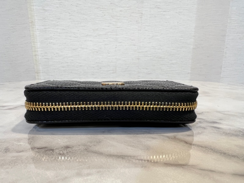 Chanel 黑荔枝皮金釦ㄇ拉零錢卡包-8