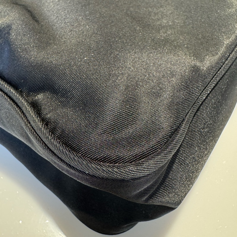 Prada hobo 手提腋下包-9