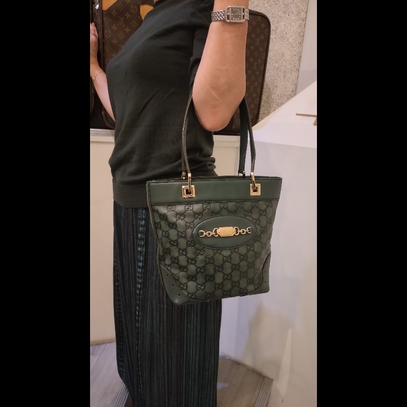 Gucci 綠色皮革壓紋小購物包-2