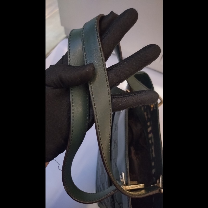 Gucci 綠色皮革壓紋小購物包-18