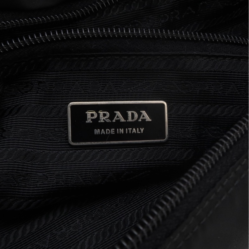 Prada 黑色郵差包 底長約30-7