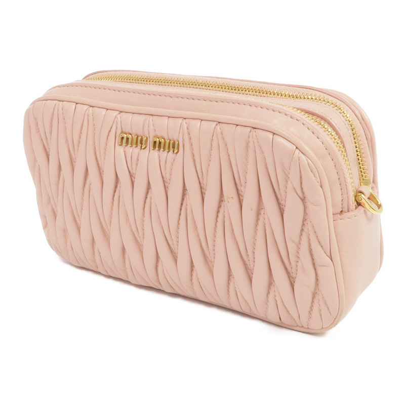 Miu Miu 羊皮皮革Matelasse Pouch金扣肩背袋-2