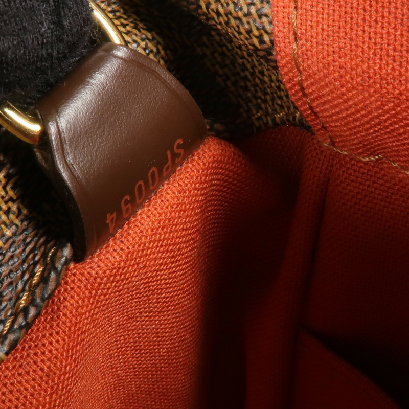 LOUIS VUITTON Damier Bastille金扣肩背袋-14