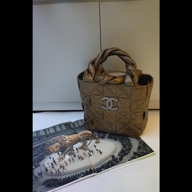 Chanel 古銅金皮革編織手提托特包-0
