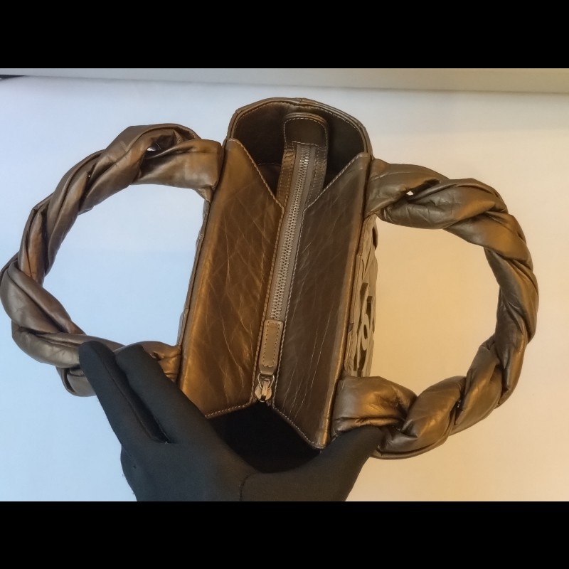 Chanel 古銅金皮革編織手提托特包-16