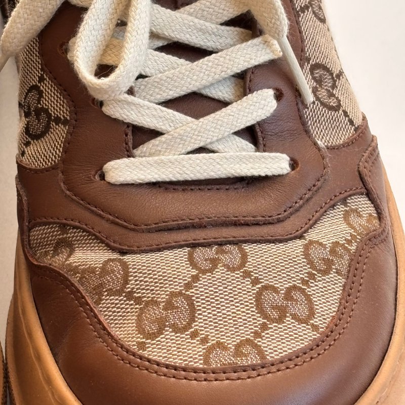 ::GUCCI:: 焦糖色皮革 GG緹花 綁帶休閒鞋 板鞋 餅乾鞋 8.5號-19