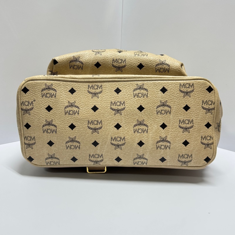 MCM 全牛皮高級款 牛皮革 後背包🎒 專櫃6萬多！-4