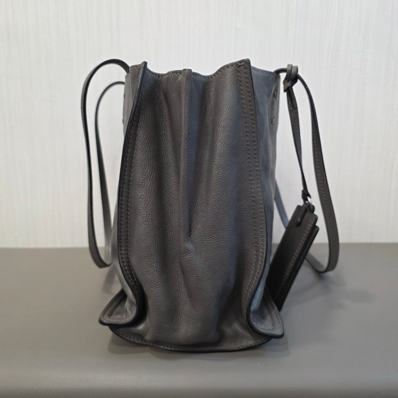 Prada藍標鐵灰色托特包-5