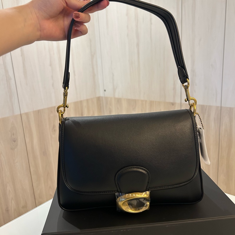 Coach soft Tabby側肩包-5