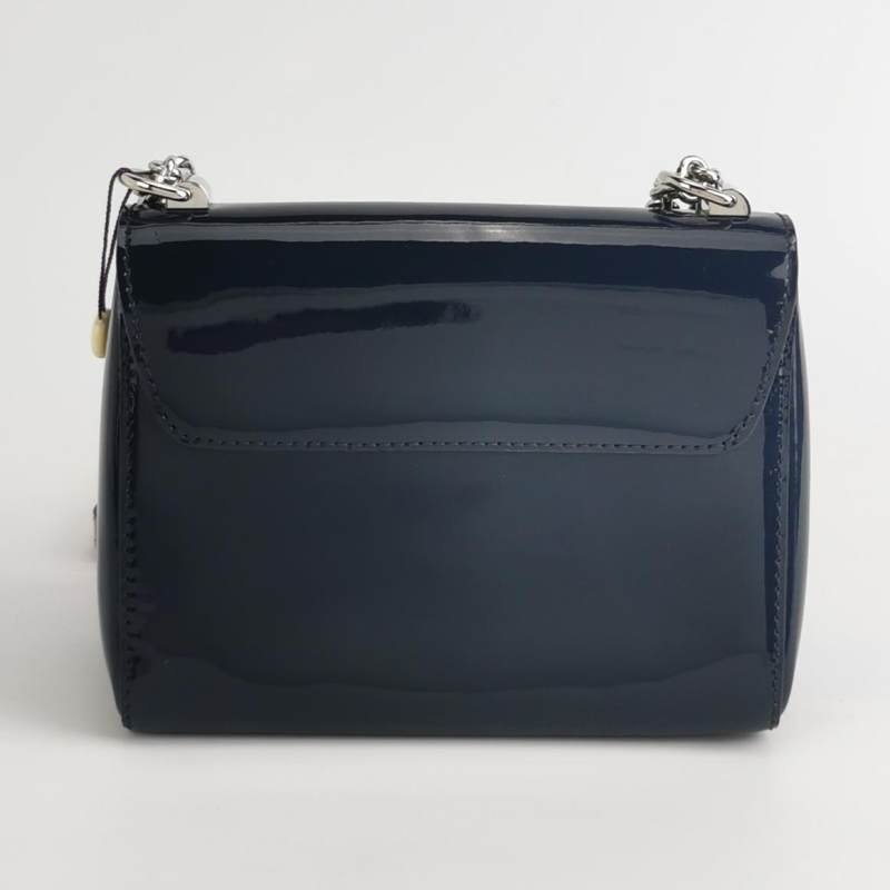 Louis Vuitton(LV)Twist小號漆皮LV旋轉鎖扣單肩包-4