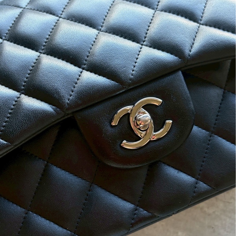 Chanel jumbo黑銀羊皮-4