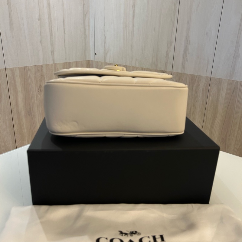 新款Pillow Madison 羊皮鏈條腋下斜跨包-7