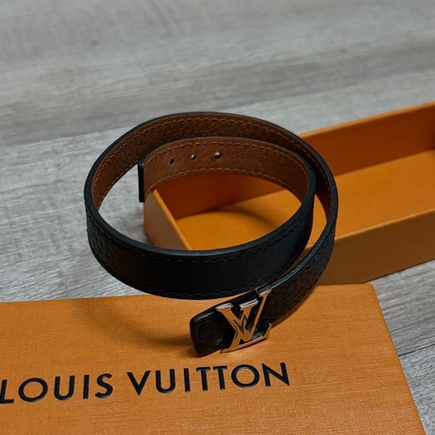 Lv黑銀皮革手環