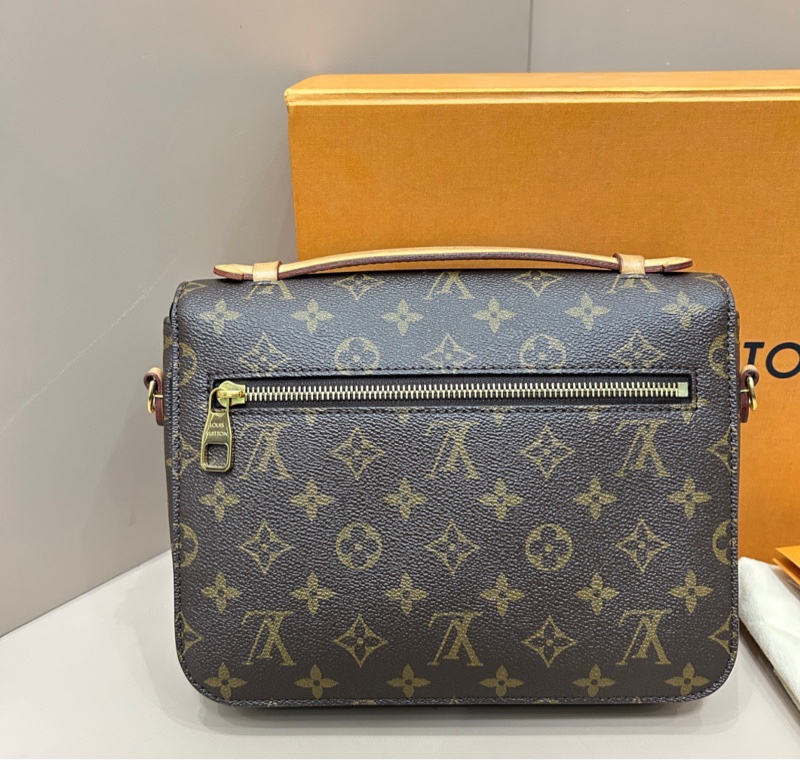 【99% 新✨大全套 有購證】 LV Pochette Metis 郵差包-2